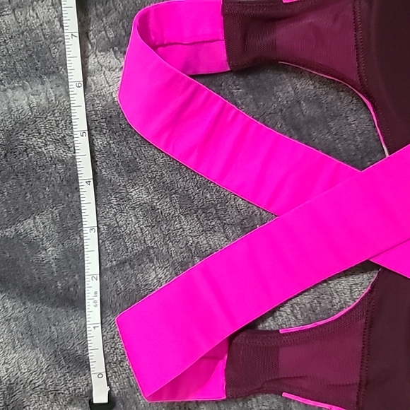 Lululemon sports bra - Picture 5 of 6